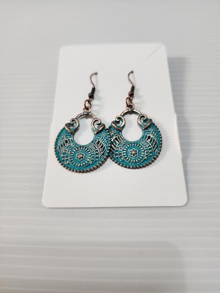 TURQUIOSE DANGLE EARRINGS